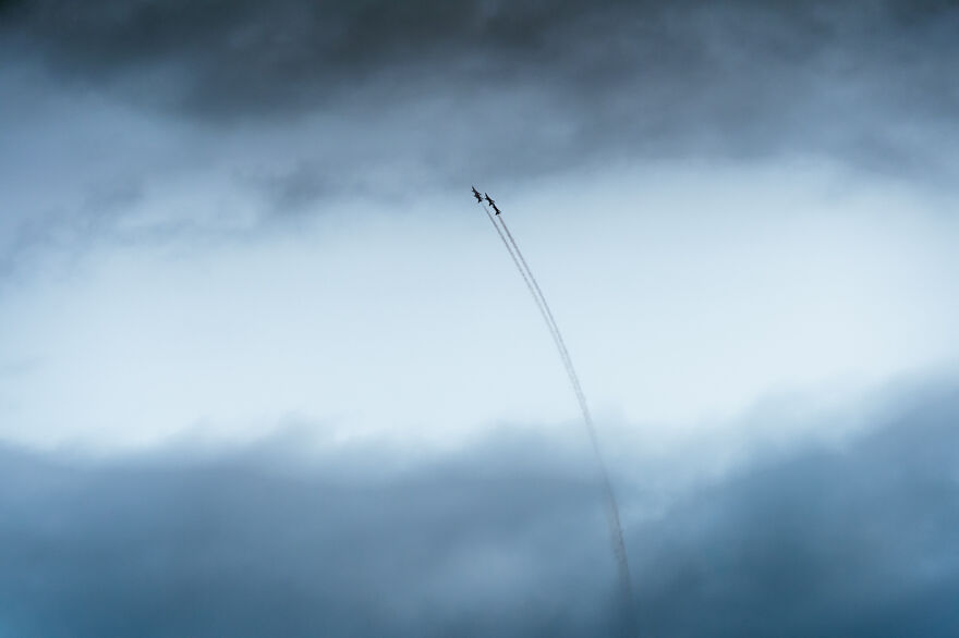 I Captured The Perfection Of Aerial Geometry And Trajectories Performed By Swiss Aerobatic Team Patrouille Suisse (40 Pics)