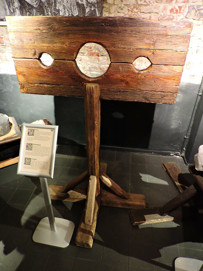 30 Crazy Things Teachers Did In The 80s And 90s That Seem Unbelievable Now