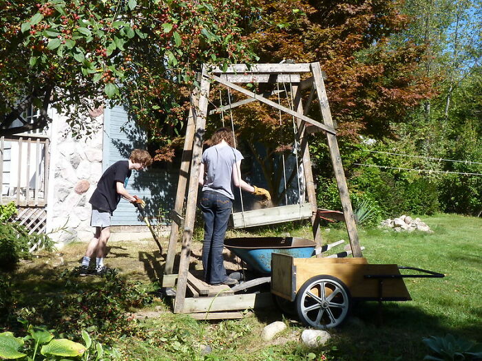 20 Personas recuerdan el momento cuando se dieron cuenta de que eran adultos