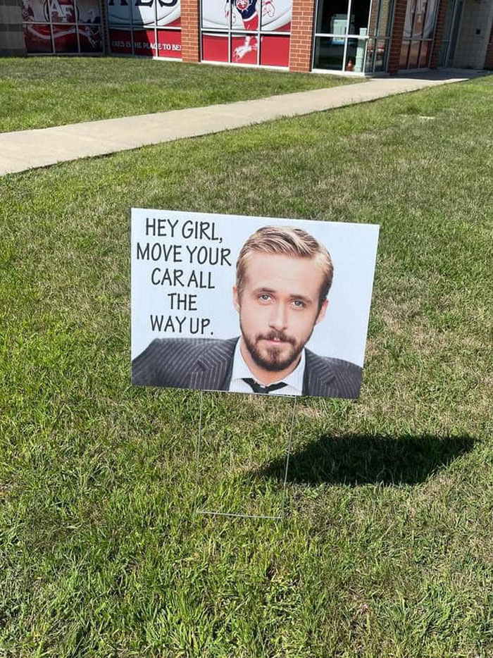 7 Funny Drop-Off Lane Signs Put Up By This Elementary School Are Cracking Parents Up