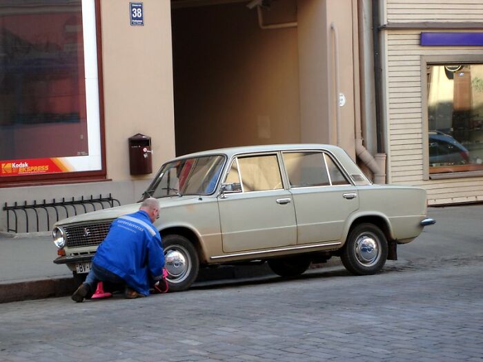 30 Not-That-Obvious Signs That Show That Someone Isn’t A Good Person, As Shared In This Online Group