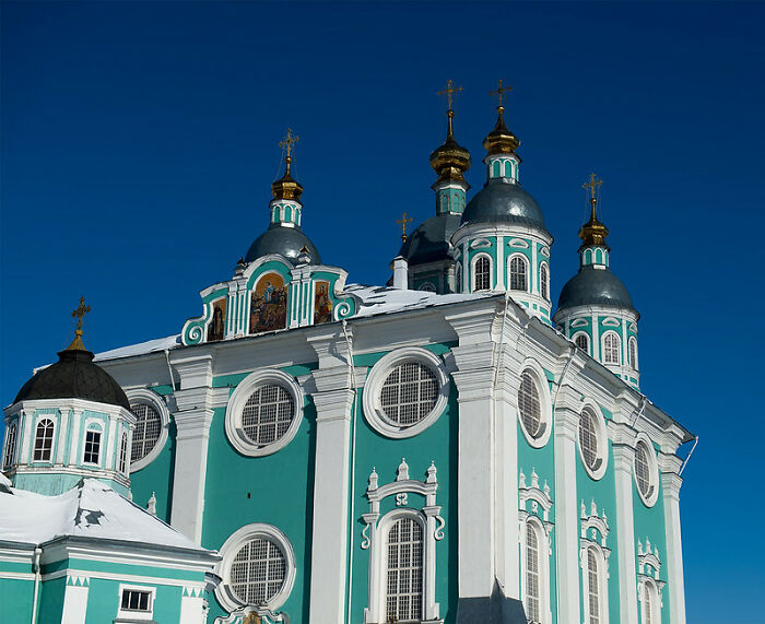 40 Bizarre, Uplifting, Or Straight Up Chucklesome, Yet Unlikely Personal Stories As Shared Online That Are Very Much True