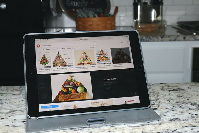 30 “Why Are You Booing At Me? I’m Right!” Moments That People In This Online Group Experienced