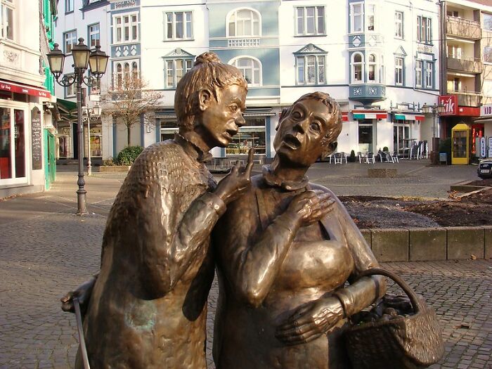 30 Not-That-Obvious Signs That Show That Someone Isn’t A Good Person, As Shared In This Online Group