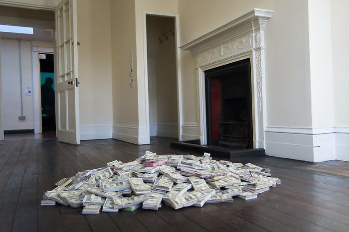 People Online Are Confessing Things They Found Out About Their Parents That They Weren’t Supposed To Know And These Are 25 Of Their Stories