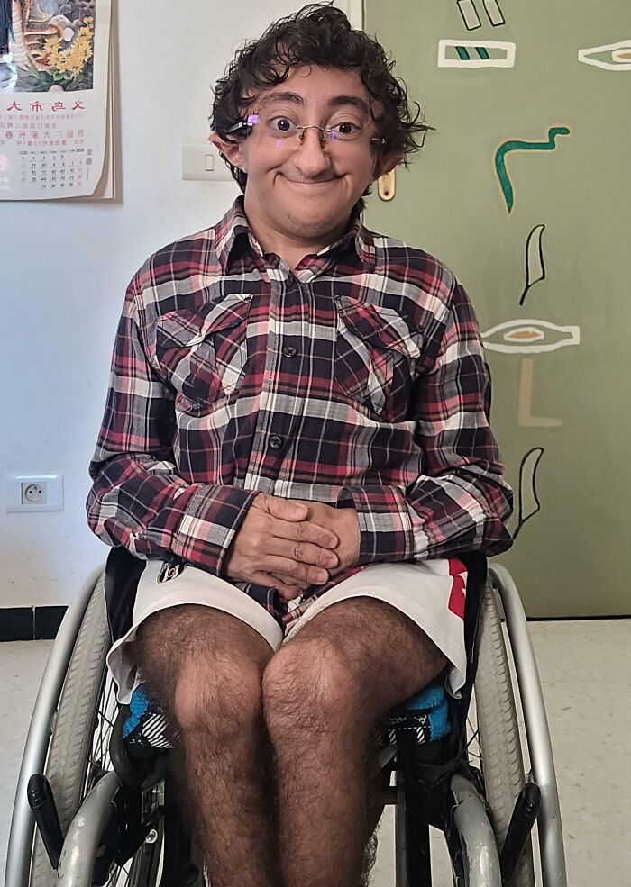 He tomado una decisión que definirá mi vida. No voy a estudiar Ciencias Políticas. Estudiaré Bellas Artes en Italia. Seguiré mis sueños, sin importar lo inalcanzables que parezcan