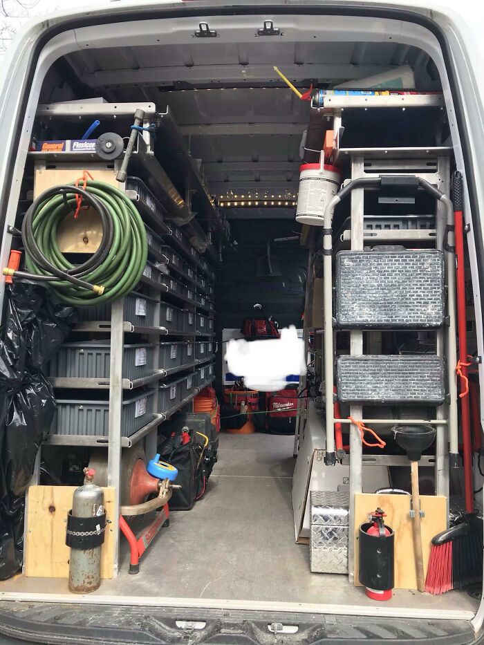 Apparently I’m A Weirdo Because I Keep My Truck Clean And Organized