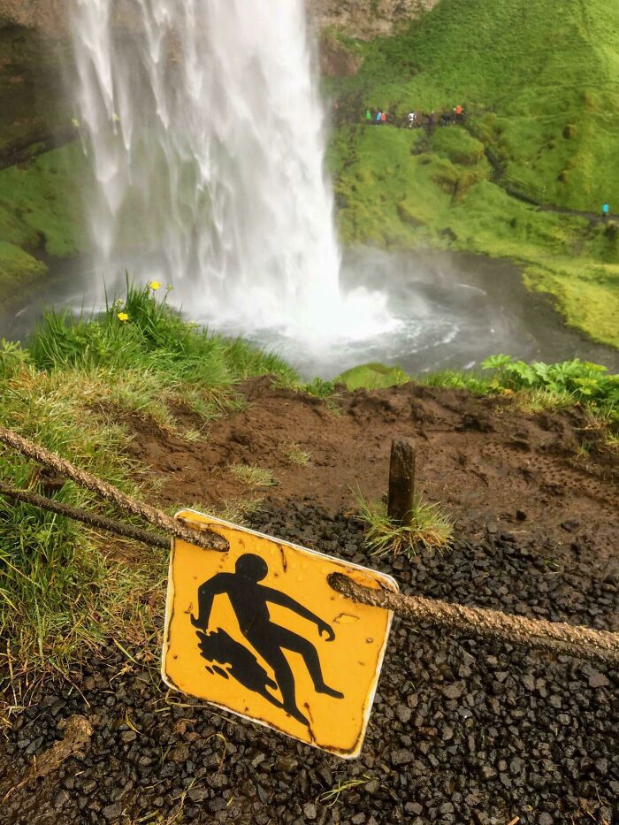 Imagine Seeing This Sign After You Cross It