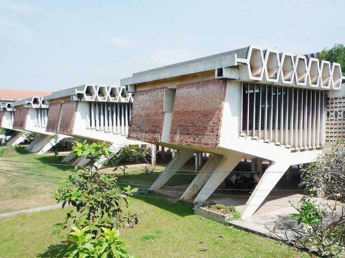 Institute Of Foreign Languages, Phnom Penh, Cambodia, Designed By Vann Molyvann In 1965