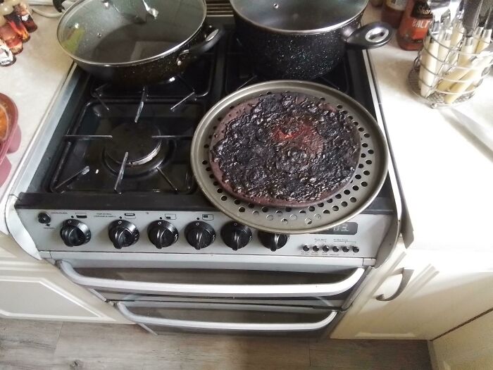 Well I Guess That's One Less Pizza In The World