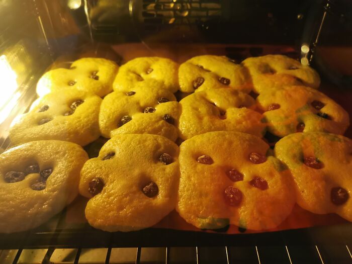 I'm A Fidiot. Recipe Says 12 Muffins But I Only Have A Cupcake Tin. In My Language They Are Often The Same. The Measurements Could Have Worked