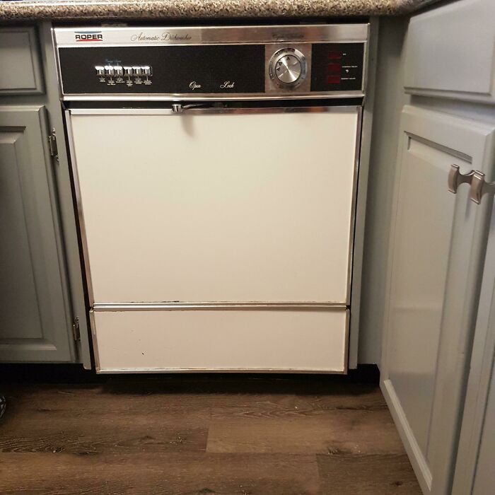 Roper Automatic Dishwasher. Installed 1978. Works Great And Is Quieter Than Most Of The New Dishwashers