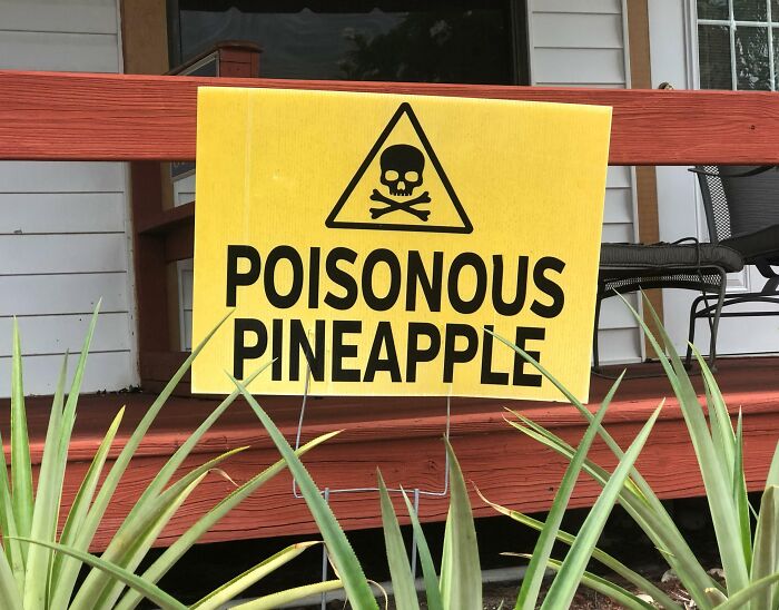 Sign In Garden At Marina Rental Office