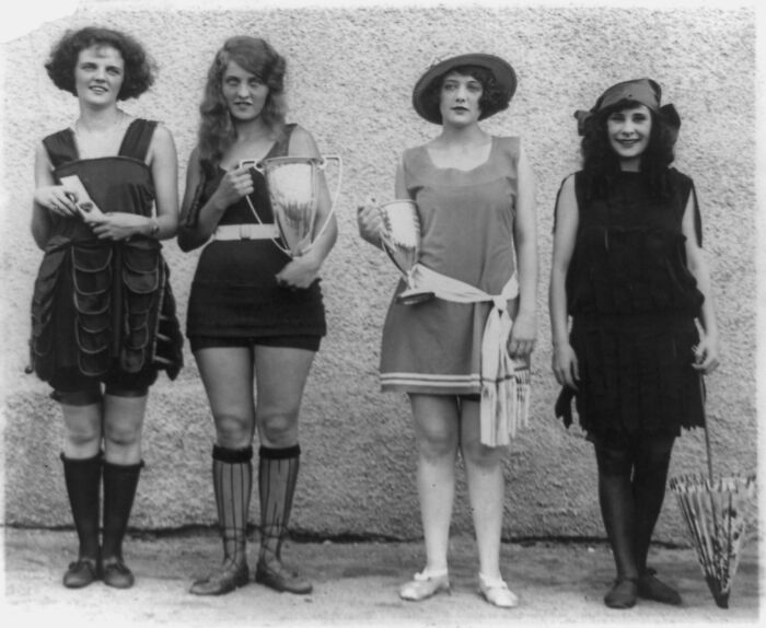 [august 5th, 1922] "Four Prize Winners In Annual Beauty Show, Washington Bathing Beach, Washington, D.c. Left To Right: Gay Gatley, Eva Fridell, Anna Neibel, Iola Swinnerton."