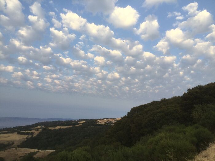 Large Convective Cell Altocumulus Between 18,000 And 24,000 Feet