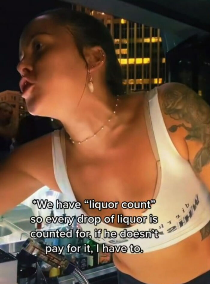 Bartender Shares How She Deals With Unpaying Customers, And The Internet Is Congratulating Her On Her Good Problem-Solving Skills