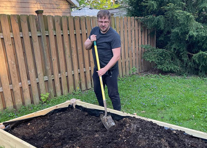 Picture Of What Look Like Twins Goes Viral, Turns Out The Two Men Only Just Met On Vacation Picture Of What Look Like Twins Goes Viral, Turns Out The Two Men Only Just Met On Vacation