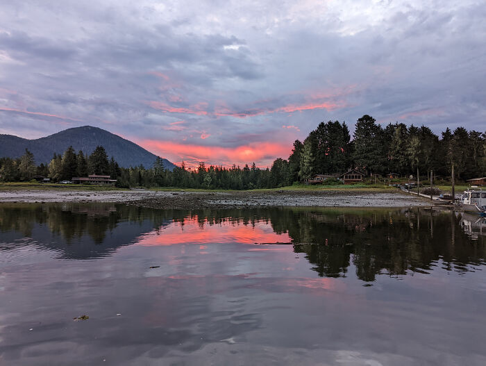 Sunrise In Petersburg, Ak