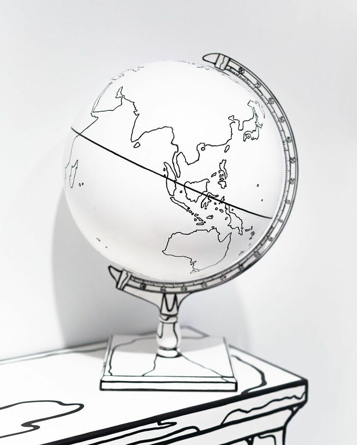 Artist Paints Home Interior In An Unusual Way To Create A 2D Illusion, And Here Are 33 Pictures Of Her Work