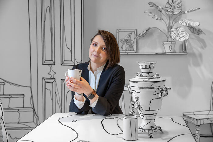 Artist Paints Home Interior In An Unusual Way To Create A 2D Illusion, And Here Are 33 Pictures Of Her Work