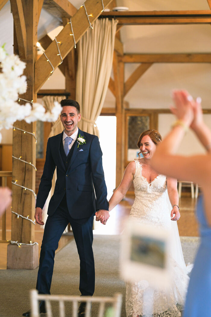 I Photographed A Wedding At Sandhole Oak Barn (15 Pics)