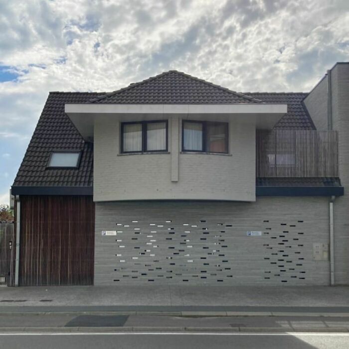 Is This A Knightshop?