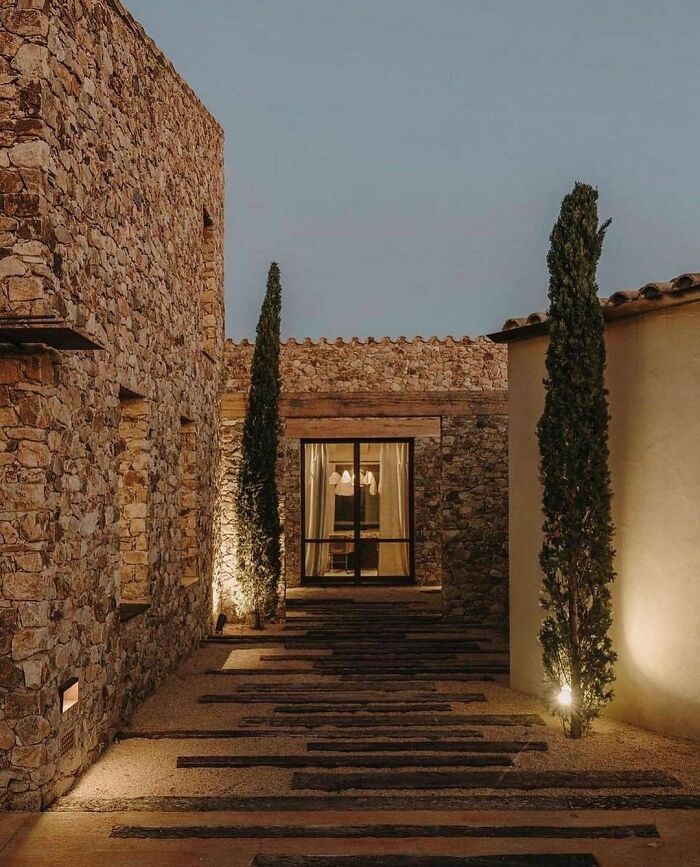 Mirones, Empordà House 