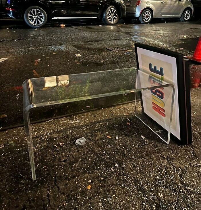 Amazing Glass Coffee Table And Art