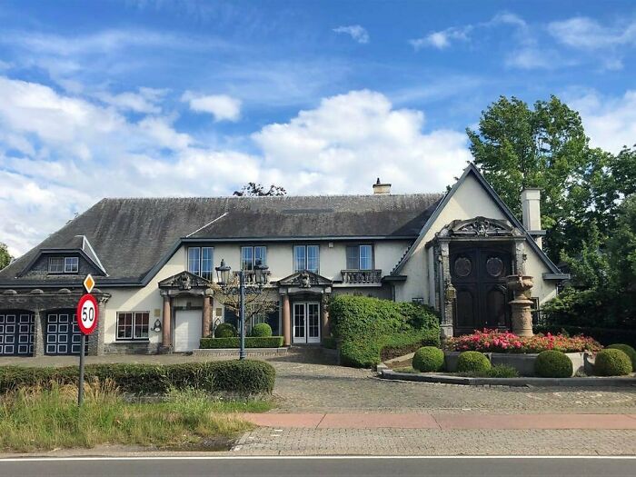 Don’t Say Cottage To Gothage