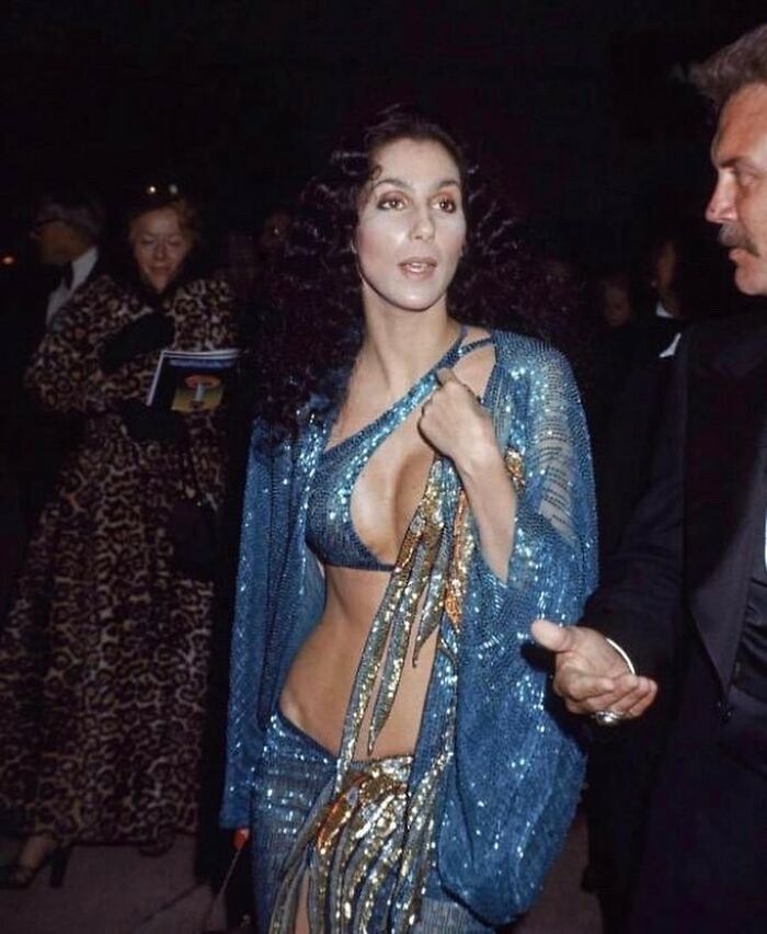 Cher, 1977