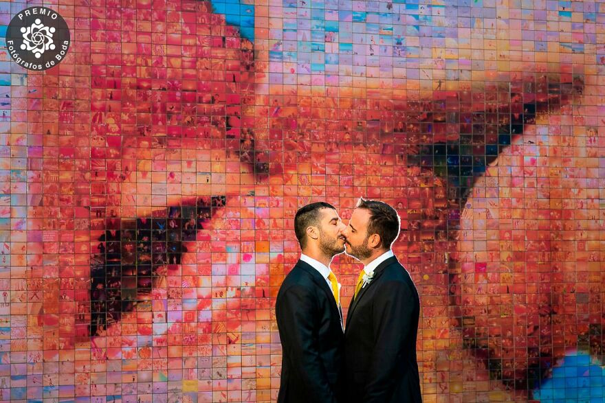 "A Kiss In A Kiss" By Marco Helga