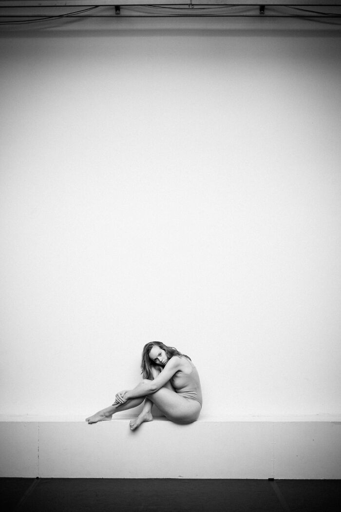 I Tried To Make A Photo Shoot Of My Story After I Suffered From Abuse (8 Pics)