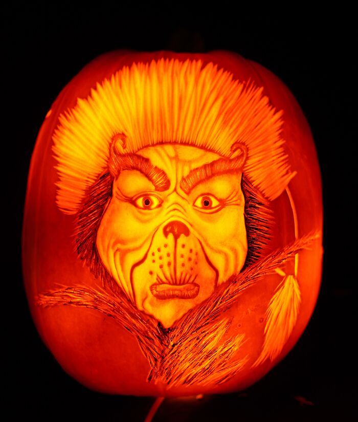 The Grinch Pumpkin Carving