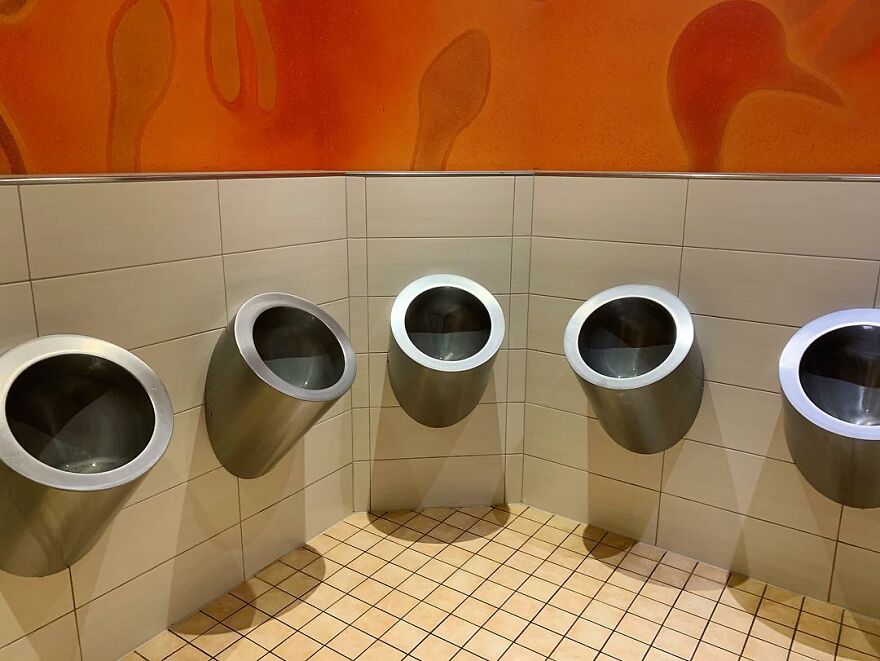 Urinal Appreciation Time