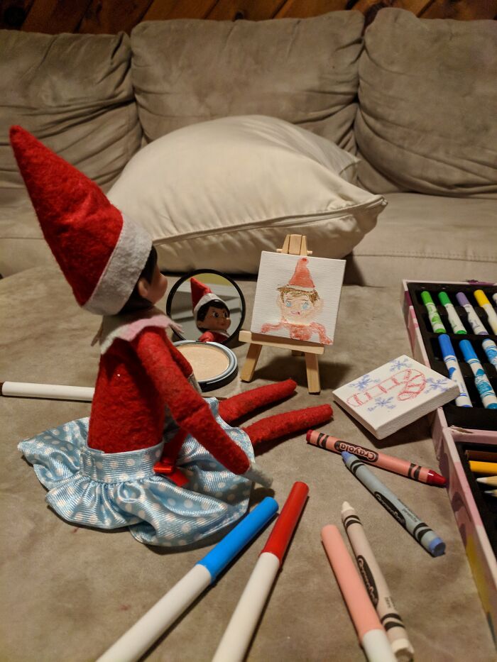 Sparkle's Self Portrait 😂