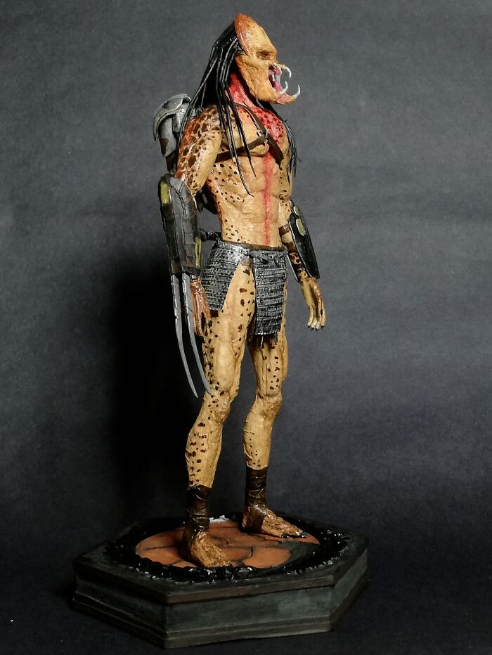 I Sculpted A Classic Version Of The Feral Predator (5 Pics)
