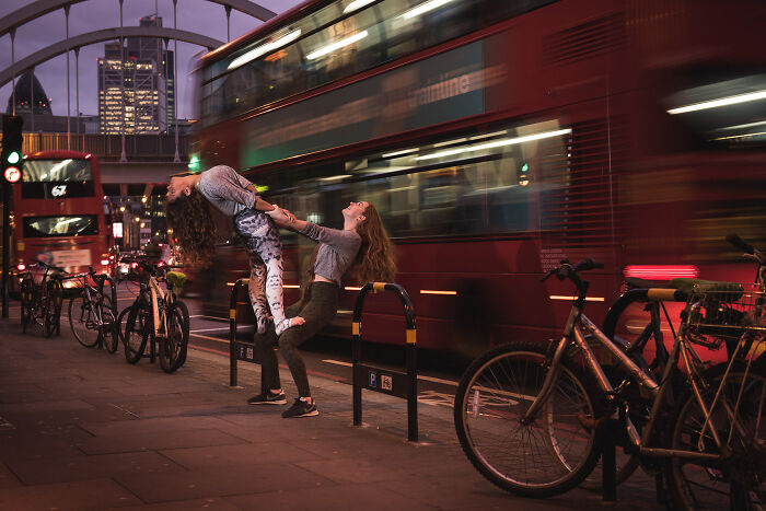 My Favorite 8 Yoga Photos I Captured In The City Of London My Favorite 8 Yoga Photos I Captured In The City Of London