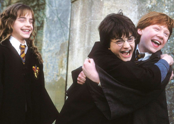 30 Alternate And Infuriating 'Harry Potter' Endings J. K. Rowling Wouldn't Dare To Write