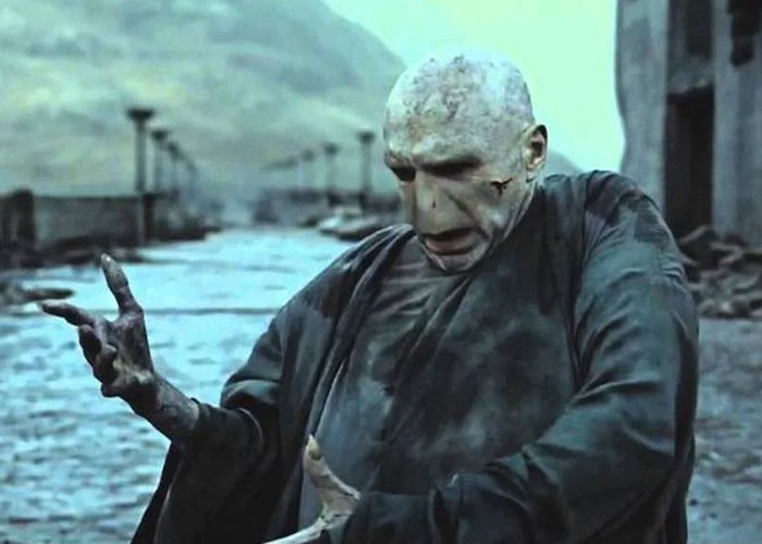 30 Alternate And Infuriating 'Harry Potter' Endings J. K. Rowling Wouldn't Dare To Write