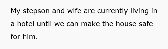 “Am I The Jerk For Making My Daughter Move Her Pet Rabbit Outside Due To My Stepson’s Allergies?” “Am I The Jerk For Making My Daughter Move Her Pet Rabbit Outside Due To My Stepson’s Allergies?”