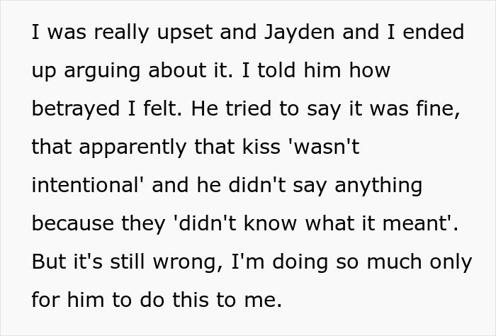 "I Genuinely Don't Get Your Issue": Woman Felt 'Betrayed' After Her Male Roommate Kissed Her Best Friend, Netizens Call Her A Jerk