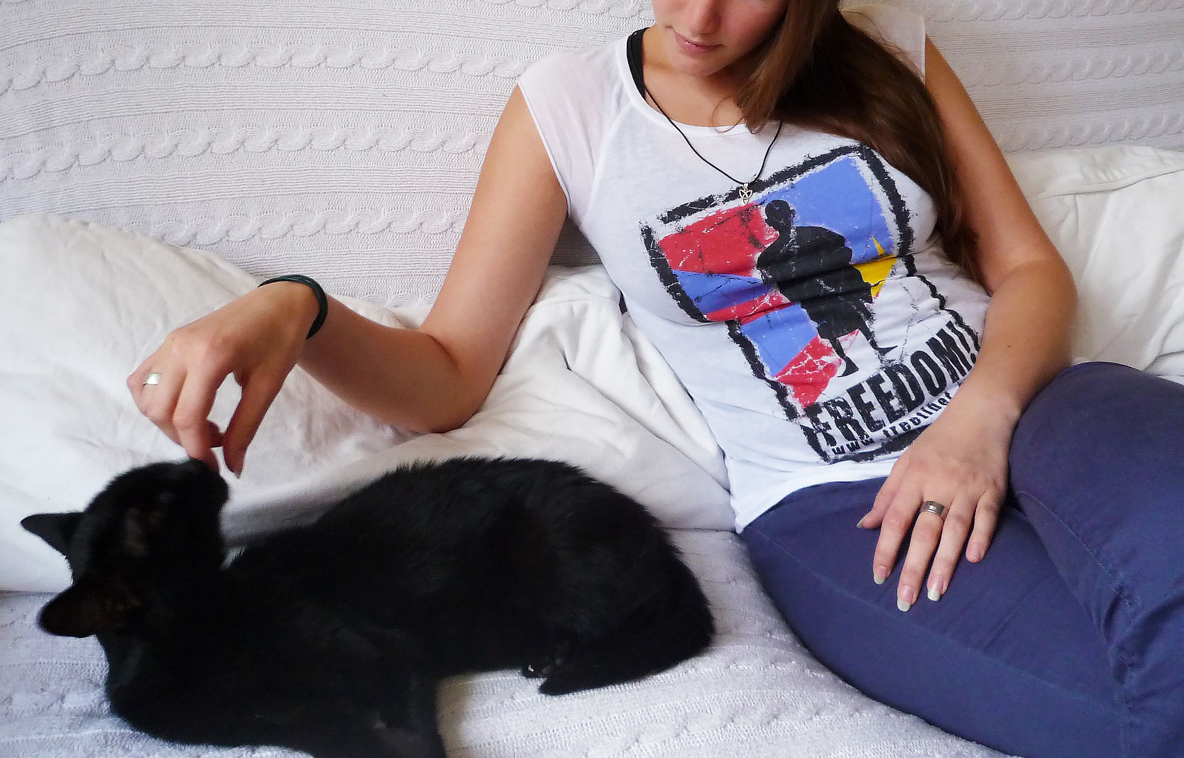 Mom Who Can’t Get Any Sleep Because Of Parenting Gets Slammed By Folks Online For “Canceling” Her Step-Daughter’s Weekend Visits Mom Who Can’t Get Any Sleep Because Of Parenting Gets Slammed By Folks Online For “Canceling” Her Step-Daughter’s Weekend Visits