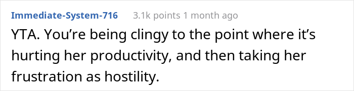 26 Y.O. Woman Reports Her Coworker To HR For Creating "An Overly Hostile Work Environment," Folks Online Call Her The Jerk