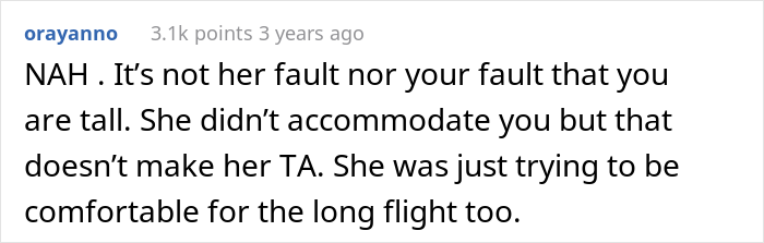 A Tall Passenger Asks Woman To Raise Her Seat Because It&rsquo;s Pressing Their Knees, Woman Refuses, Plane Drama Ensues