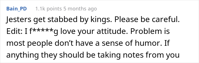 People Online Applaud This Employee Who Responded To His Supervisor's Message With A Meme And Got Suspended For It People Online Applaud This Employee Who Responded To His Supervisor's Message With A Meme And Got Suspended For It