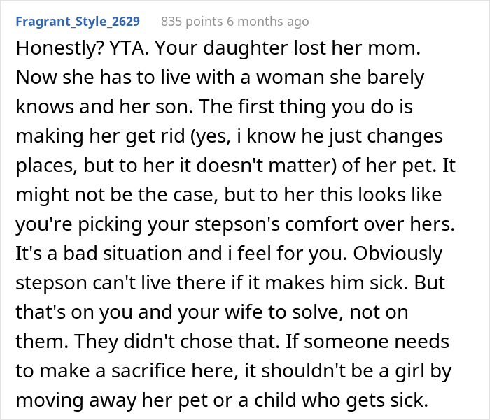 “Am I The Jerk For Making My Daughter Move Her Pet Rabbit Outside Due To My Stepson’s Allergies?” “Am I The Jerk For Making My Daughter Move Her Pet Rabbit Outside Due To My Stepson’s Allergies?”