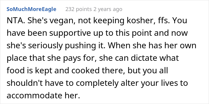 Vegan Teen Expects Everyone To Accommodate Her New Diet And Stop Eating Meat At Home, Dad Disagrees