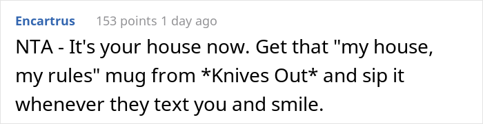 Gay Woman Inherits Summer House, Causes Uproar By Not Letting Her Conservative Family Use It For Free For Weddings