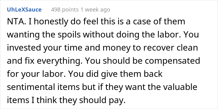 Woman Buys Ex-Hoarder's Home With All Of Their Belongings, Spends 4 Years Cleaning When Relatives Start Demanding Heirlooms They Didn't Want Woman Buys Ex-Hoarder's Home With All Of Their Belongings, Spends 4 Years Cleaning When Relatives Start Demanding Heirlooms They Didn't Want
