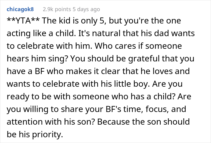 &ldquo;AITA For Telling My Fianc&eacute; He Embarrassed Me When He Started Singing &lsquo;Happy Birthday&rsquo; To His 5 Y.O. Son At The Restaurant?&rdquo;